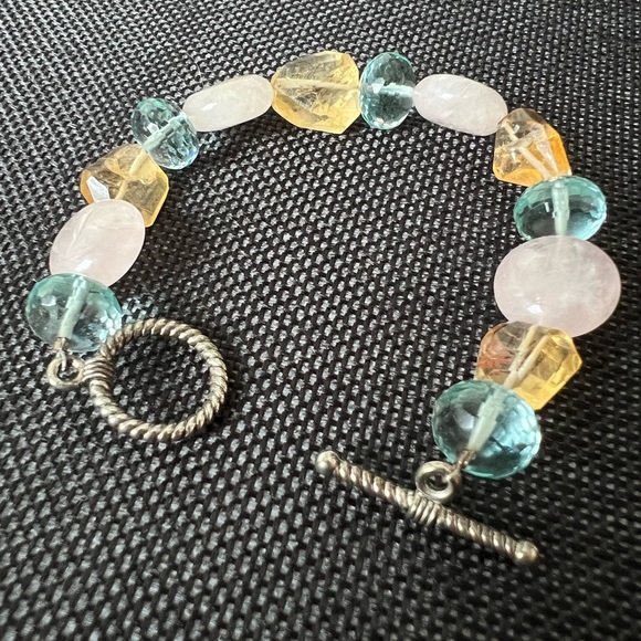 Handmade Glass Bracelet - Picture 2 of 5